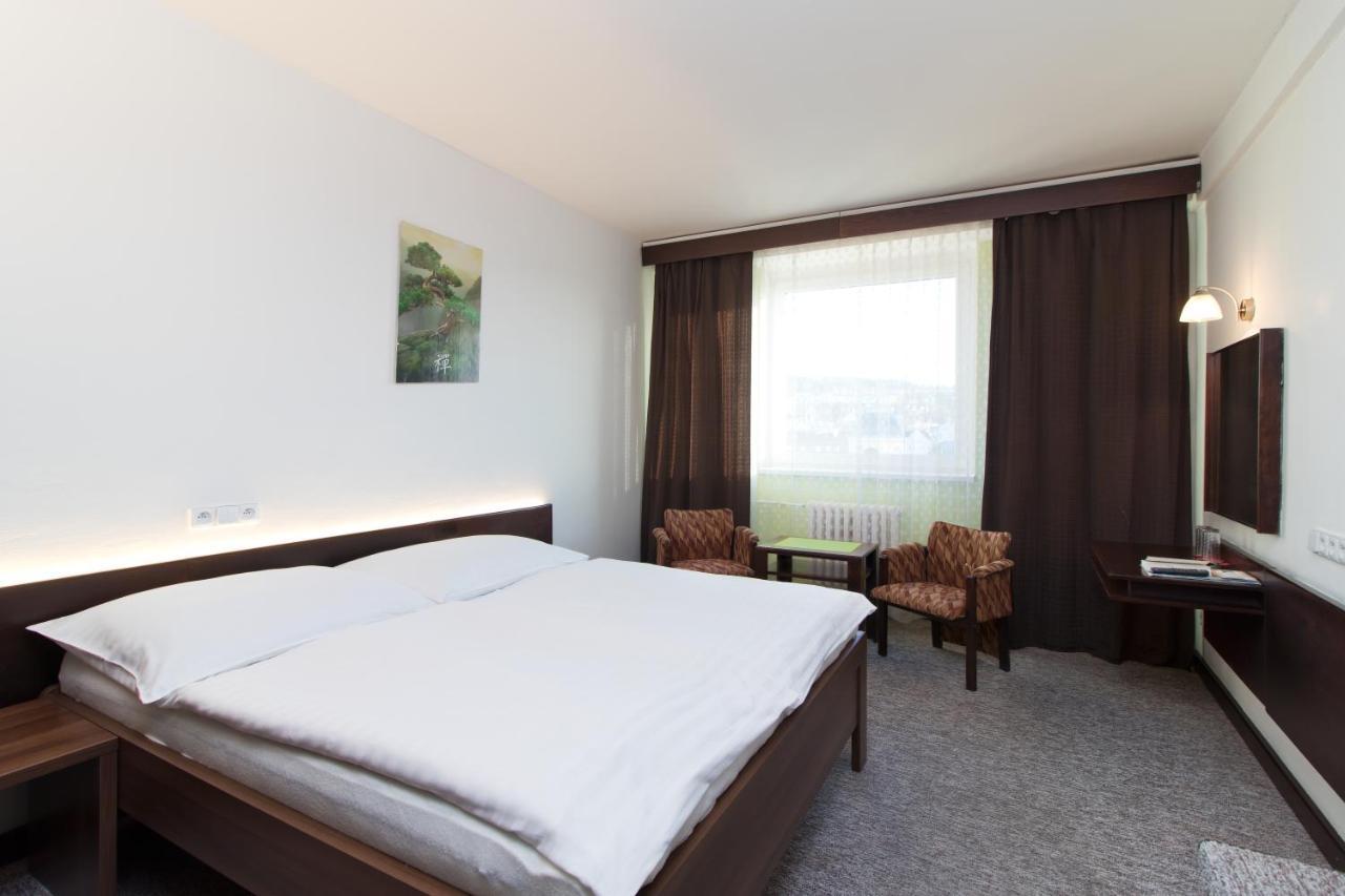 Hotel Merkur - Jablonec Nad Nisou Exterior foto